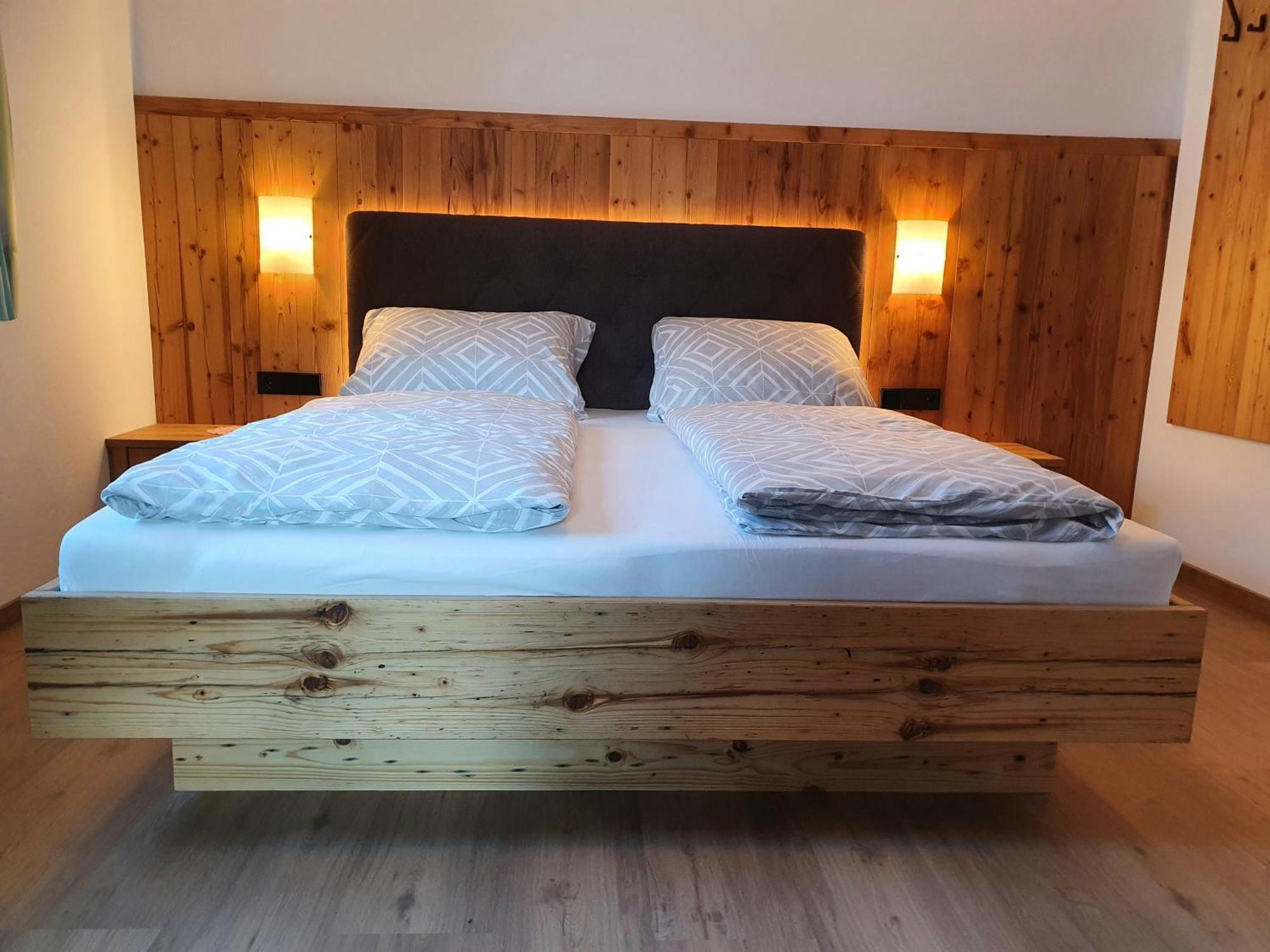 Ferienwohnung Kroell Zell am Ziller Pokoj fotografie